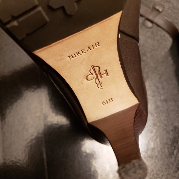 Nike Air leather boots - Picture 6 of 6